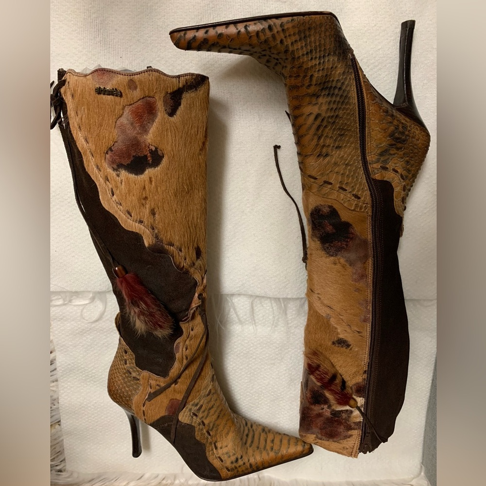Women’s Heeled Knee-High Boots in Tan Brown - Stylish Pointed Toe - Picture 6 of 16